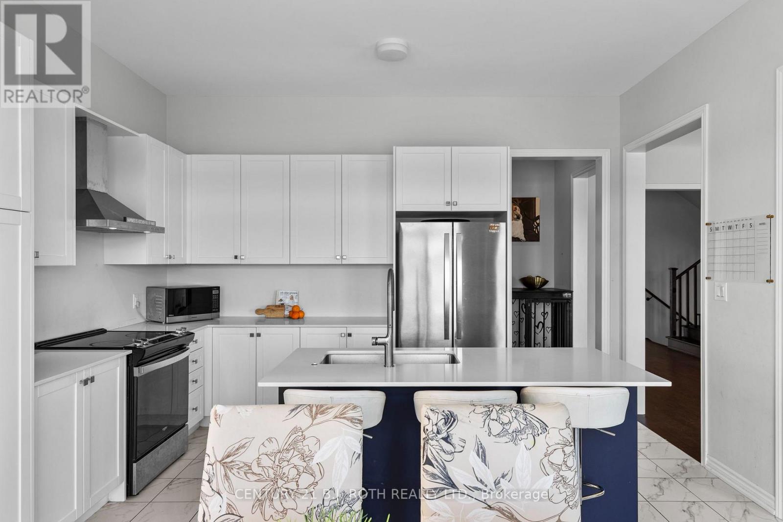 6 Henderson Street Property Photo 15