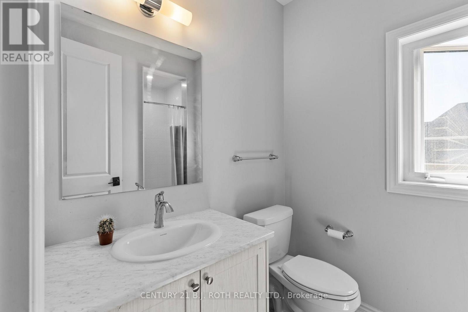6 Henderson Street Property Photo 23