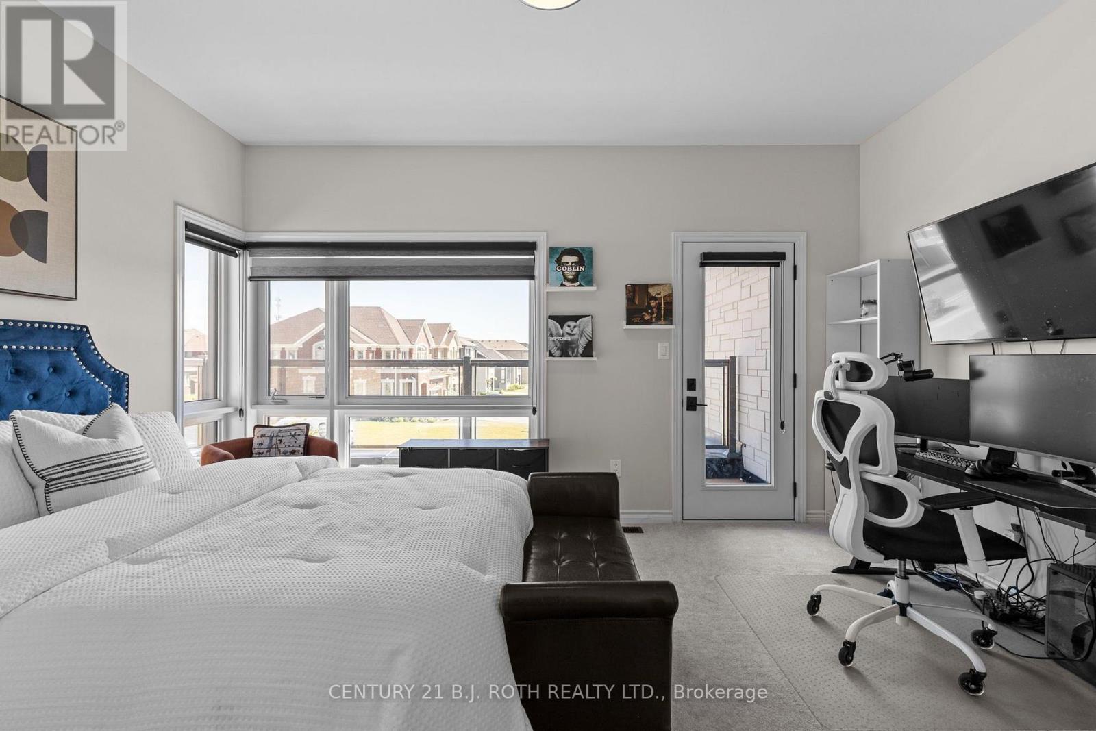 6 Henderson Street Property Photo 25