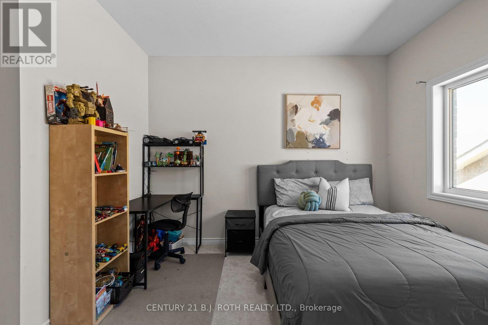 6 Henderson Street Property Photo 28