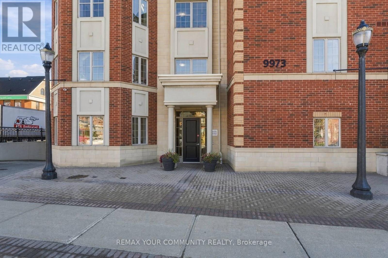 103 - 9973 Keele Street Property Photo 3