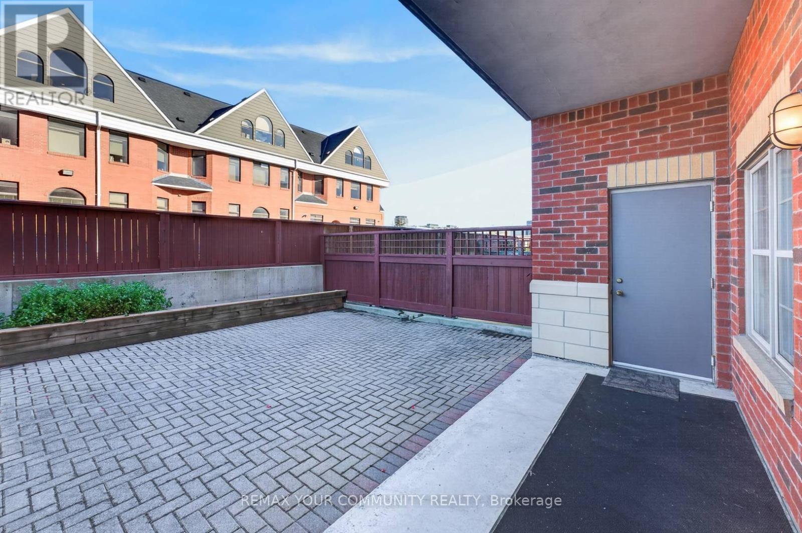 103 - 9973 Keele Street Property Photo 19