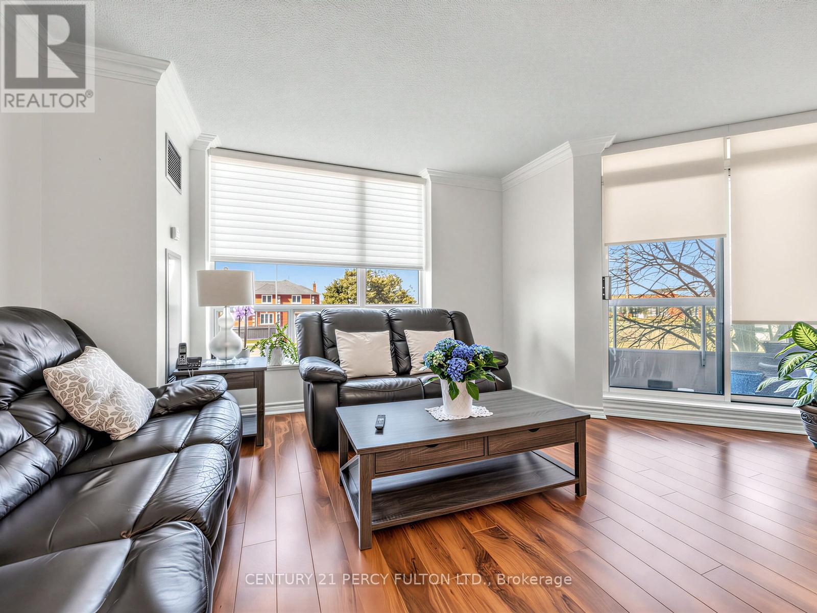 201 - 745 New Westminster Drive Property Photo 4