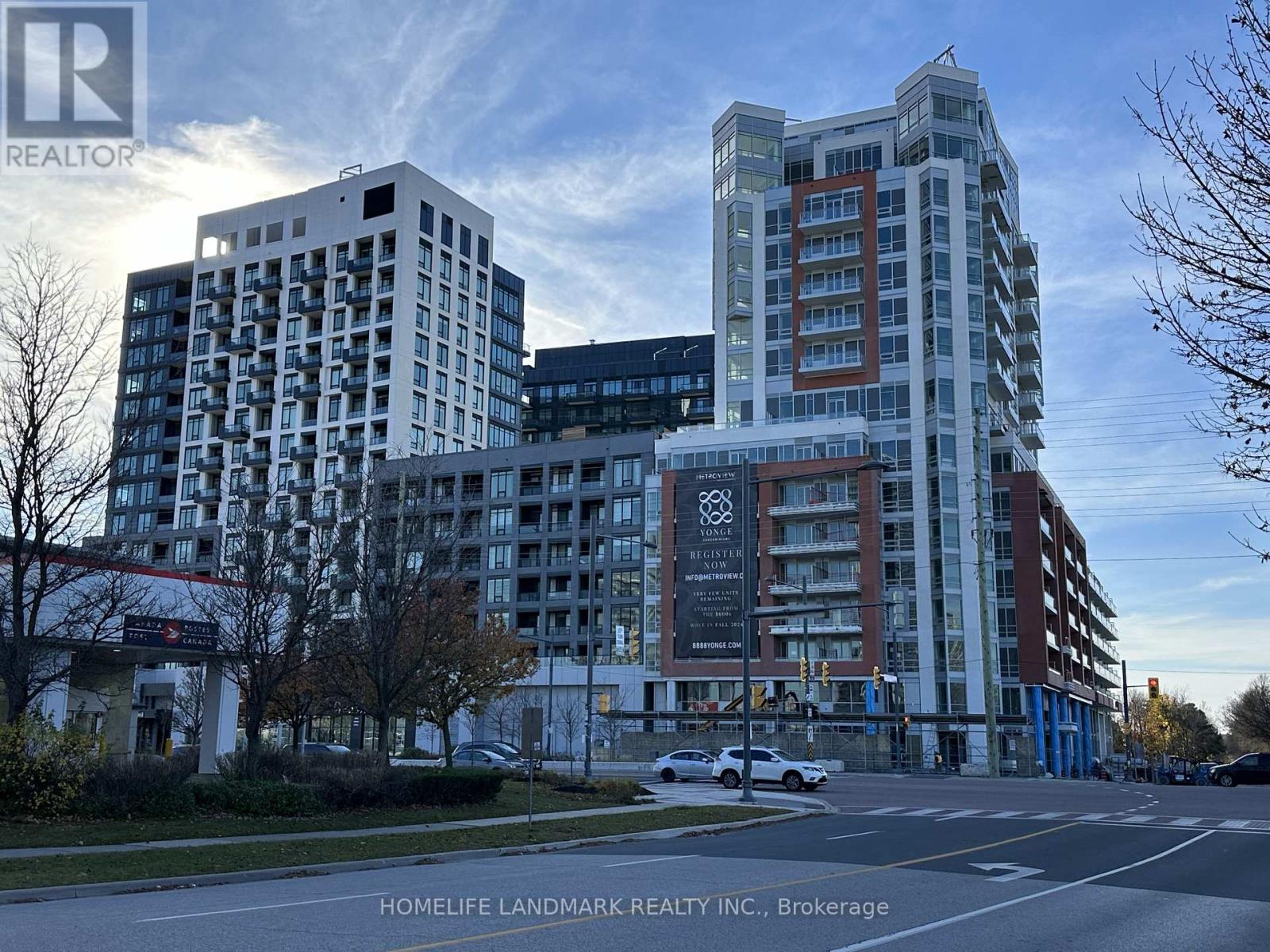 209 - 8888 YONGE STREET Property Photo 1