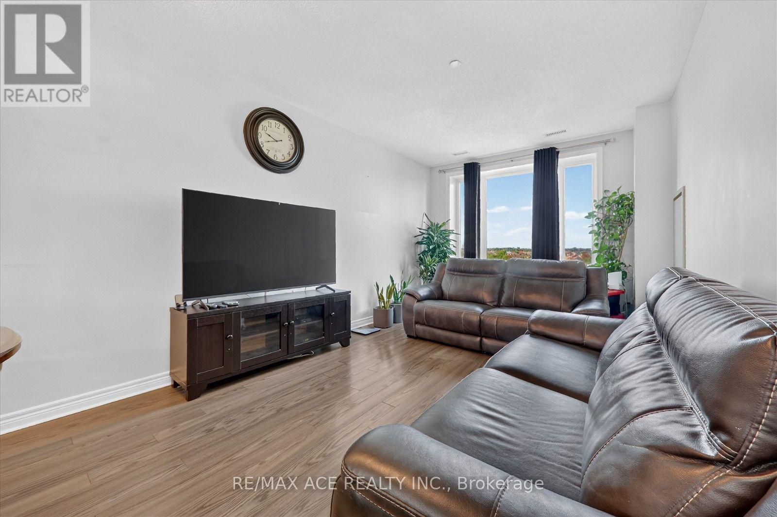 615 - 7400 Markham Road Property Photo 12