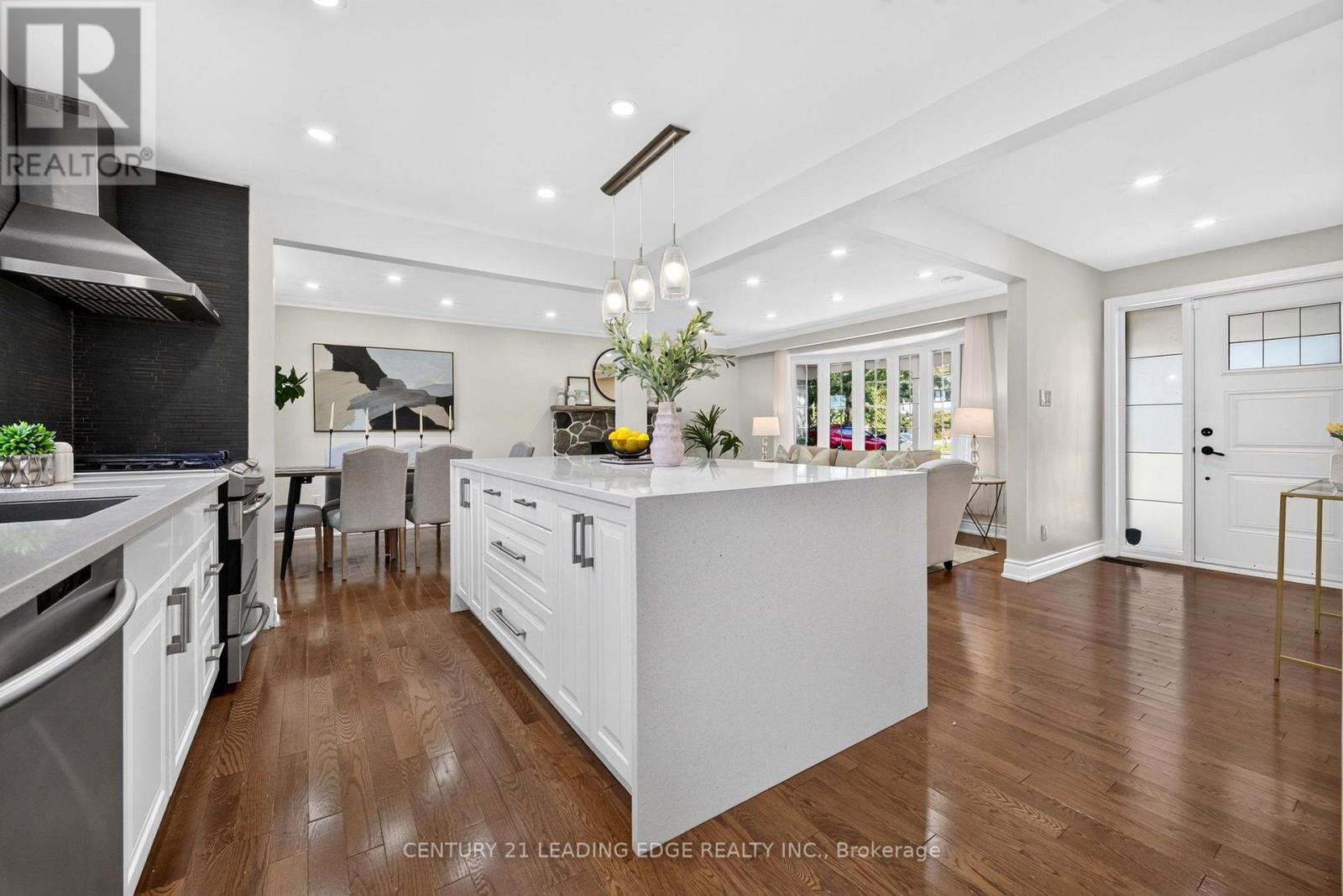 24 Lincoln Green Drive Property Photo 19