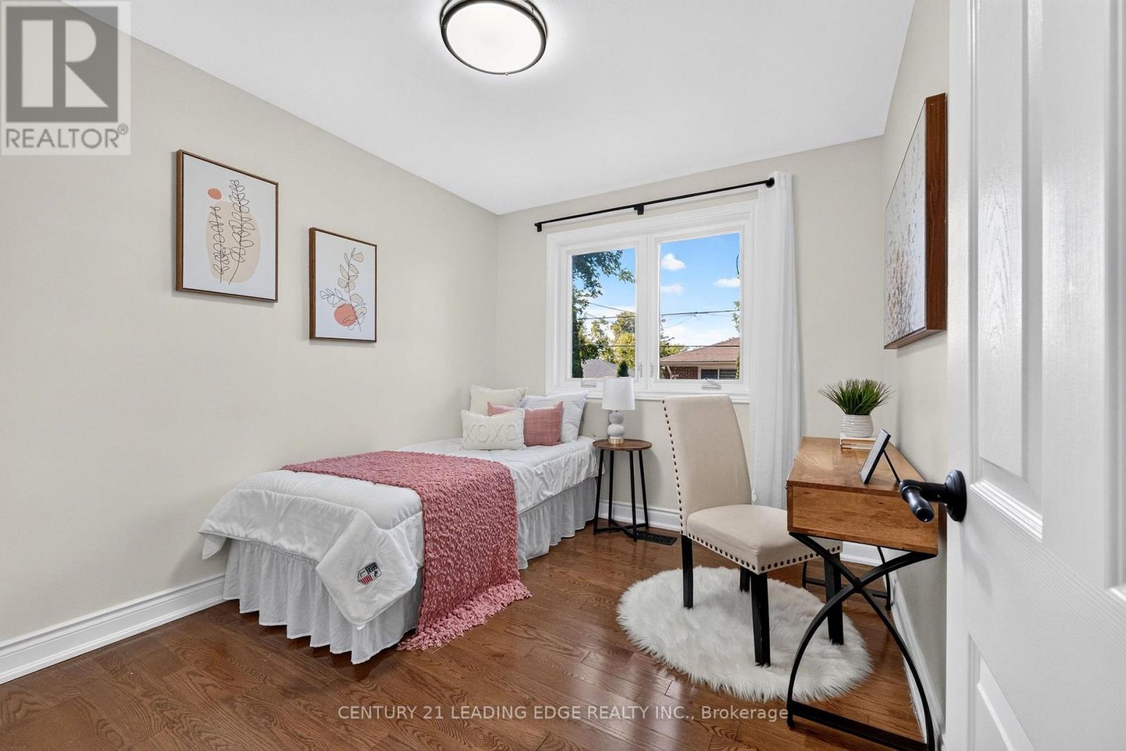 24 Lincoln Green Drive Property Photo 25