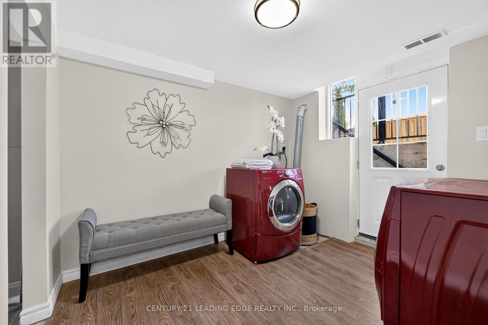 24 Lincoln Green Drive Property Photo 38