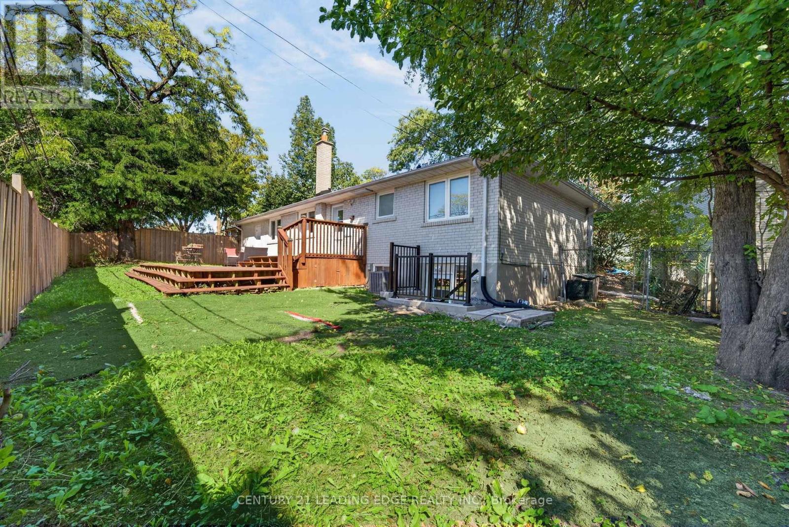 24 Lincoln Green Drive Property Photo 44