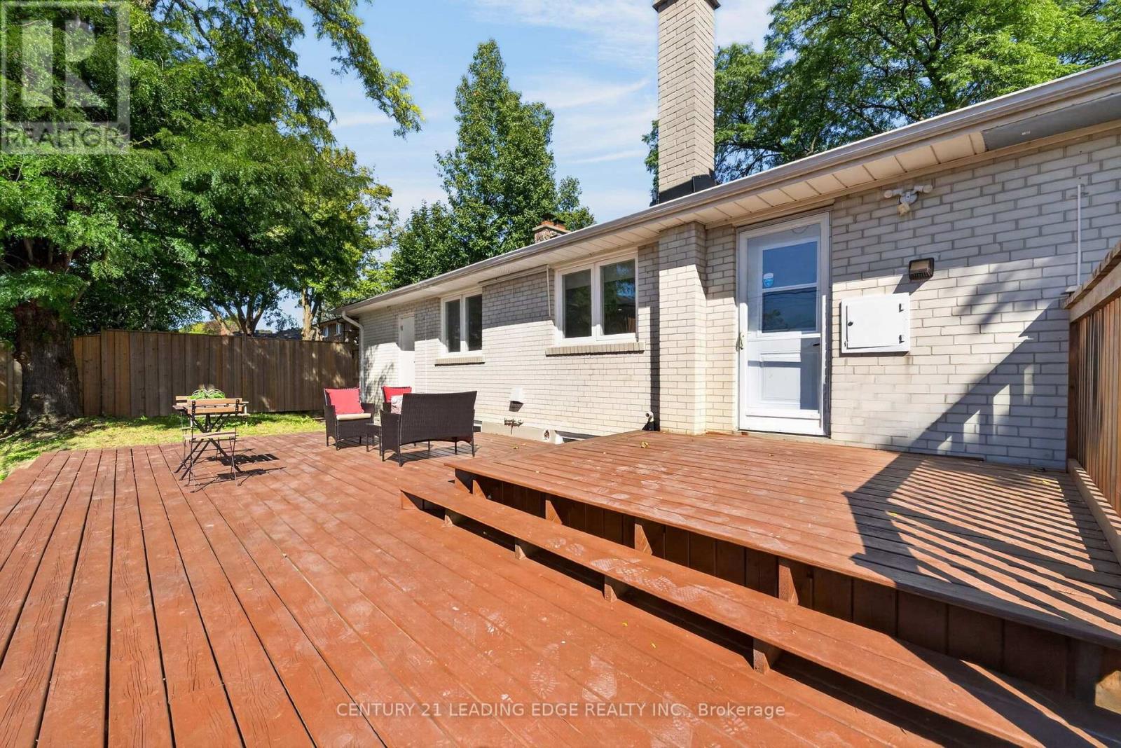 24 Lincoln Green Drive Property Photo 45