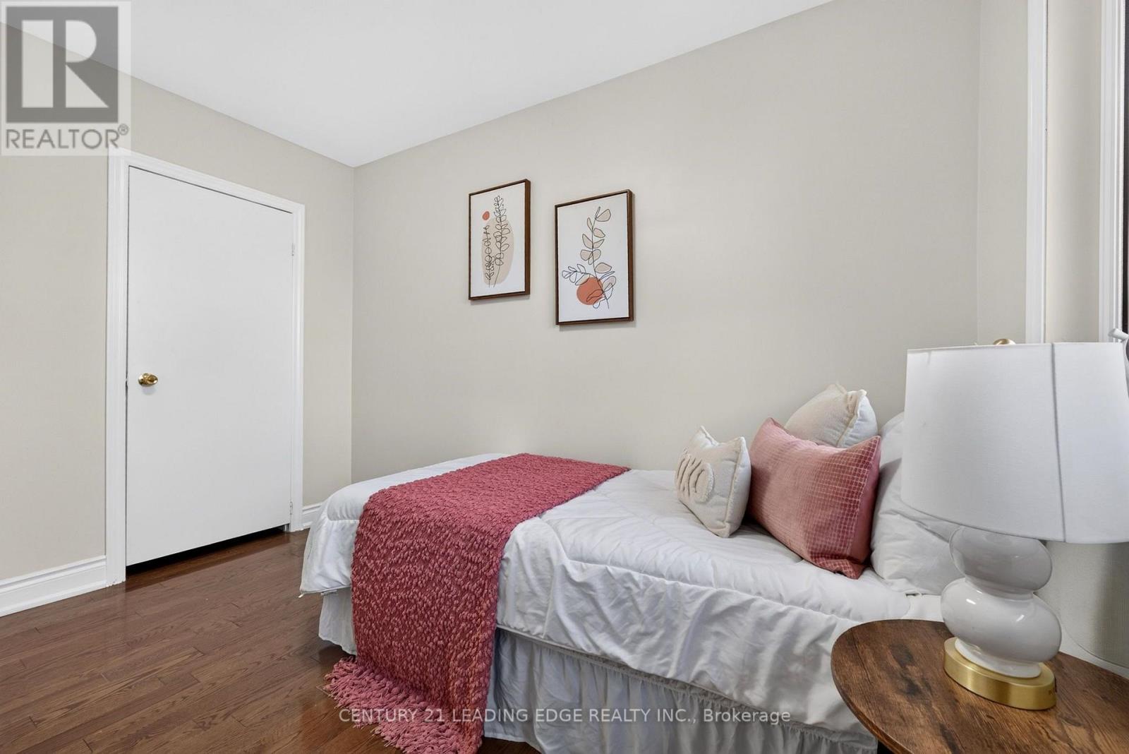 24 Lincoln Green Drive Property Photo 49