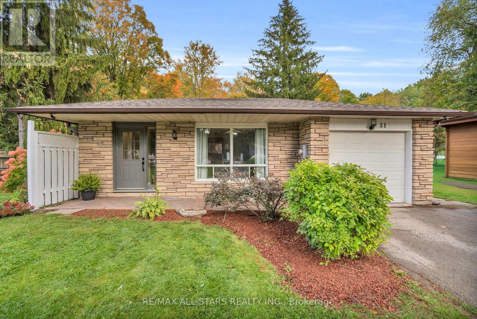 51 Queen Street Property Photo