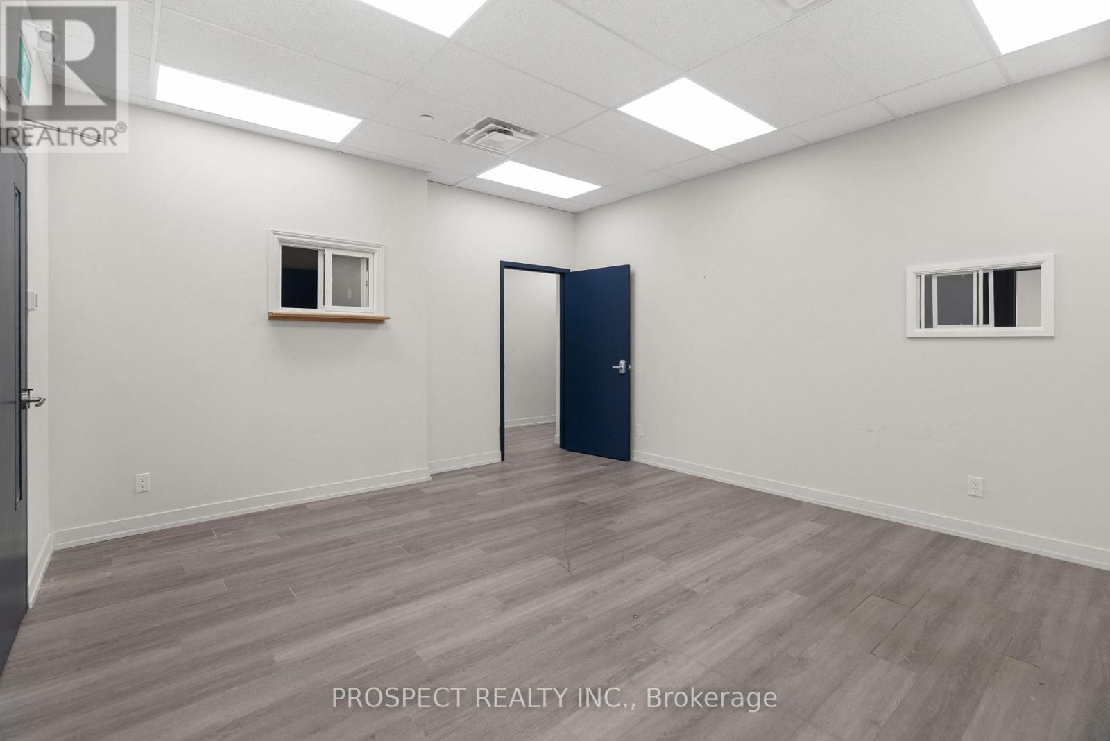44 D & F - 4000 Steeles Avenue W Property Photo 7