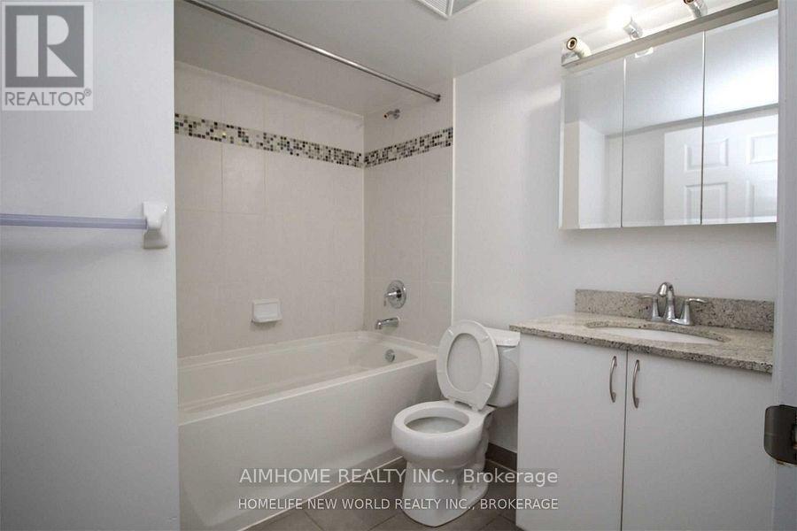 905 - 75 King William Crescent Property Photo 9