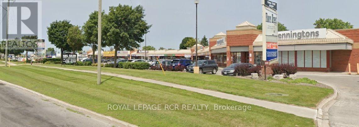 5a - 18025 Yonge Street Property Photo 1