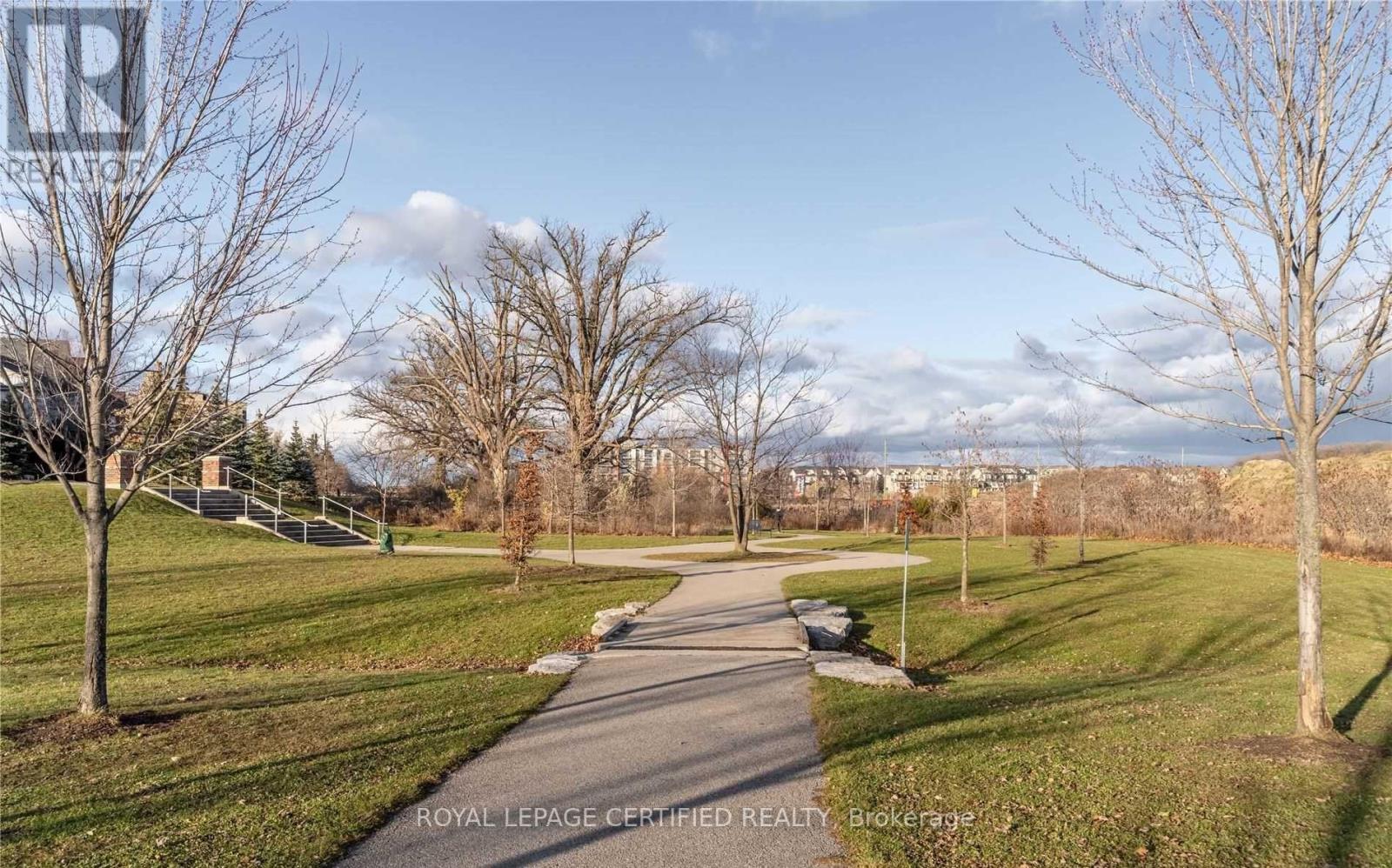 2325 - 20 Westmeath Lane Property Photo 35