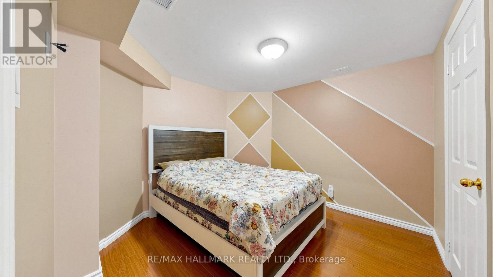 336 St Joan Of Arc Avenue Property Photo 33