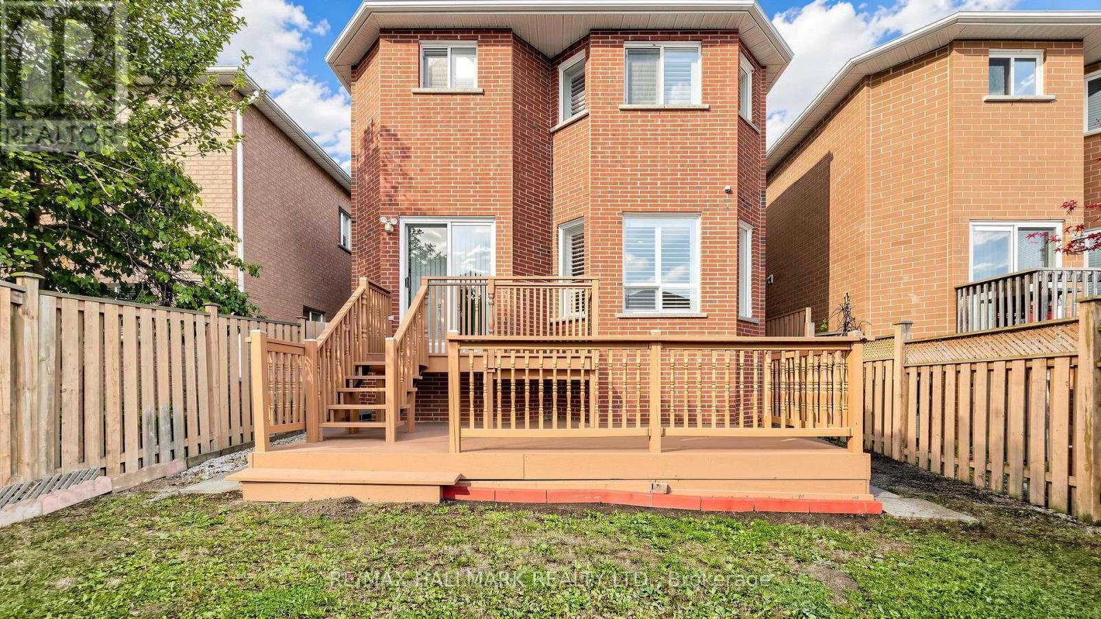 336 St Joan Of Arc Avenue Property Photo 35