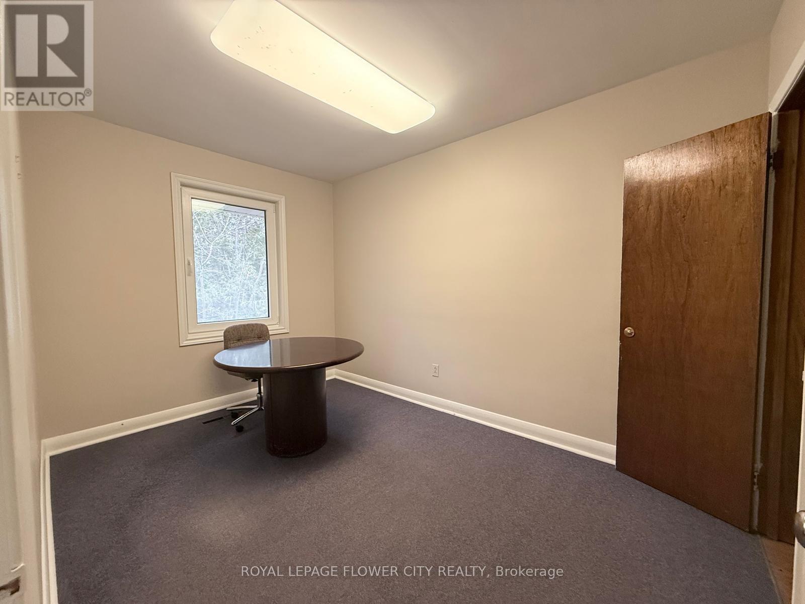 39 Parkside Drive Property Photo 13