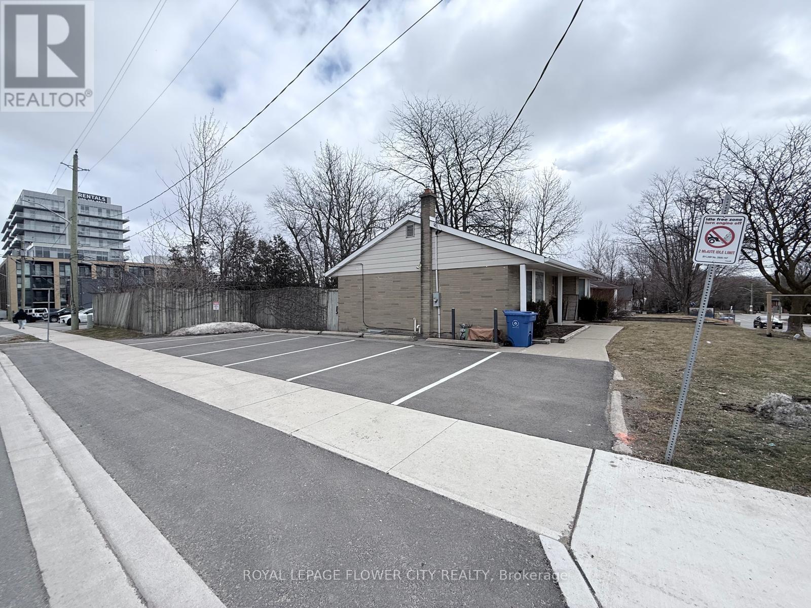 39 Parkside Drive Property Photo 23