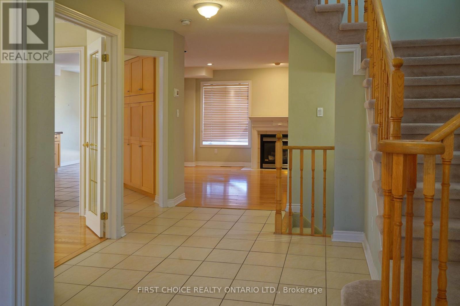 6 Forest Link Court Property Photo 5