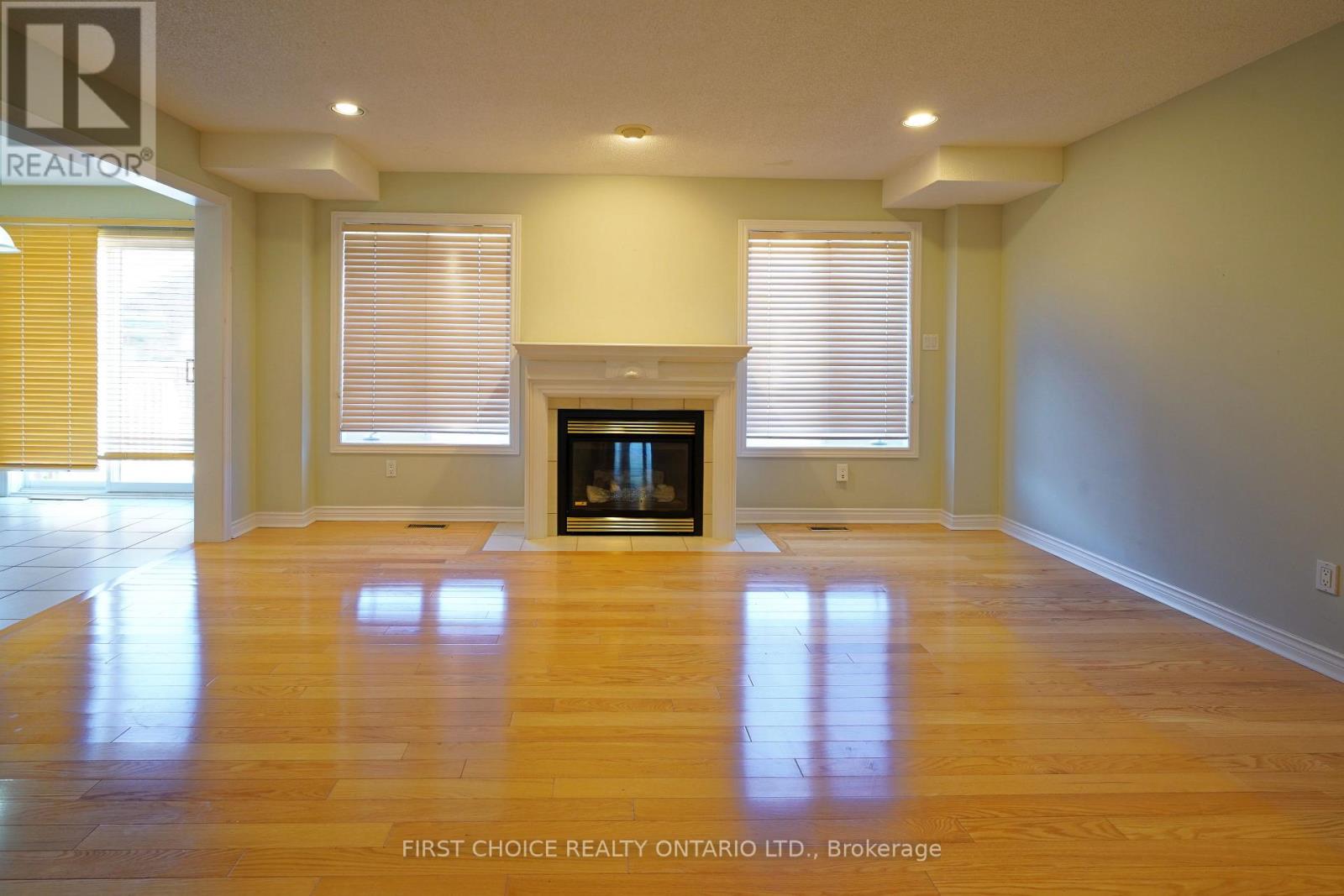 6 Forest Link Court Property Photo 12