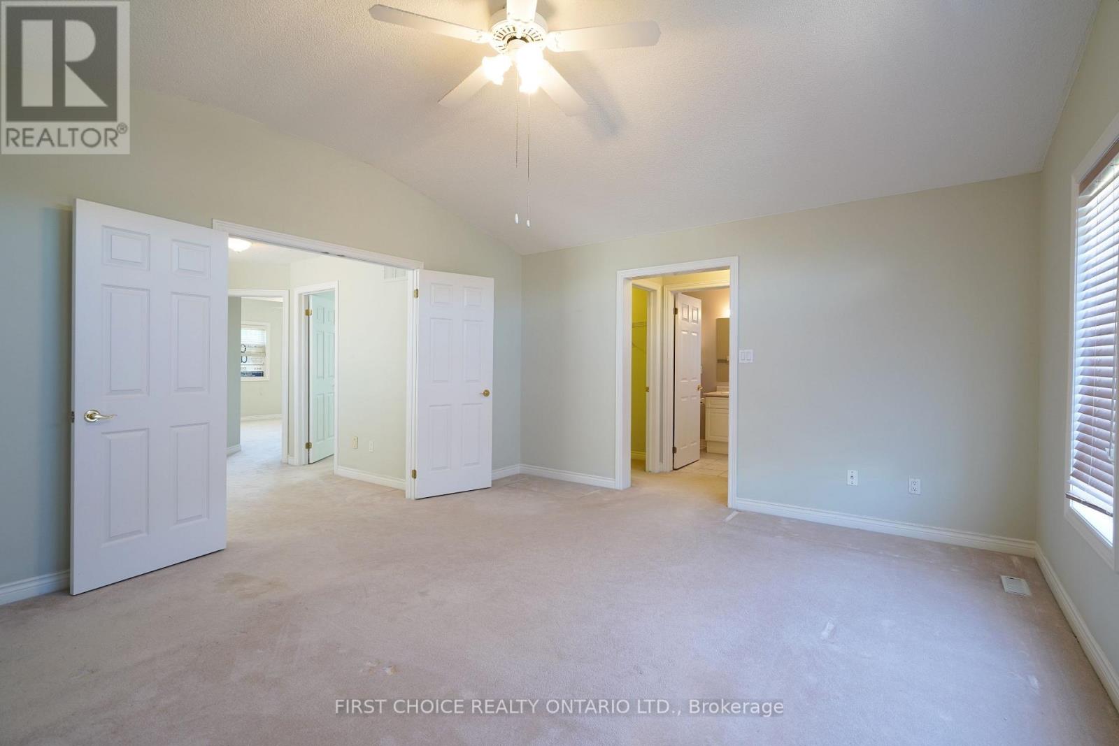 6 Forest Link Court Property Photo 17