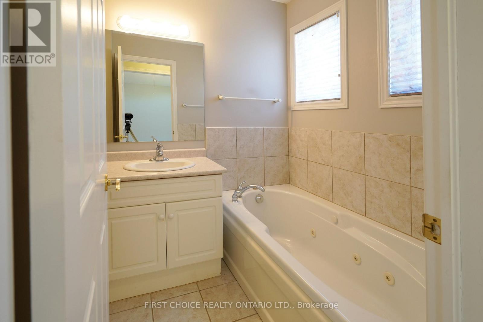 6 Forest Link Court Property Photo 19
