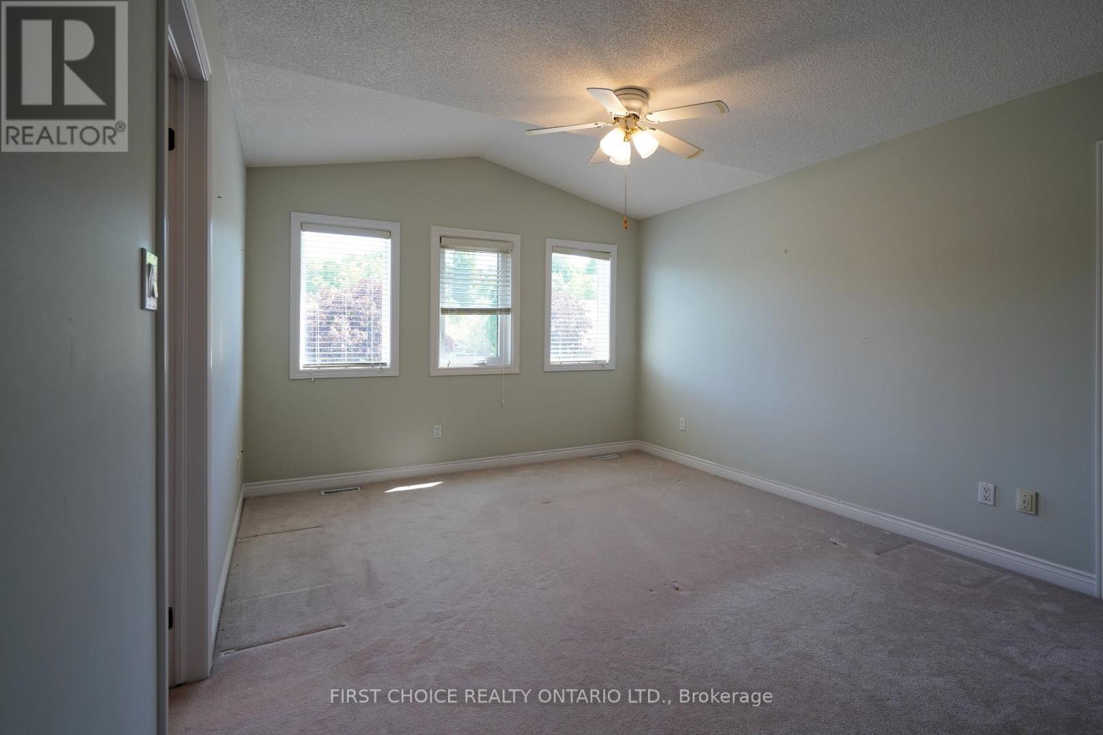 6 Forest Link Court Property Photo 21
