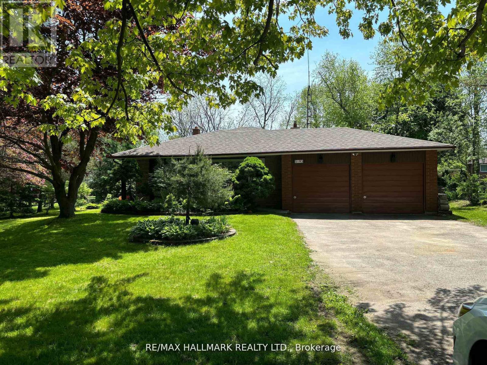 5193 Aurora Road Property Photo 4