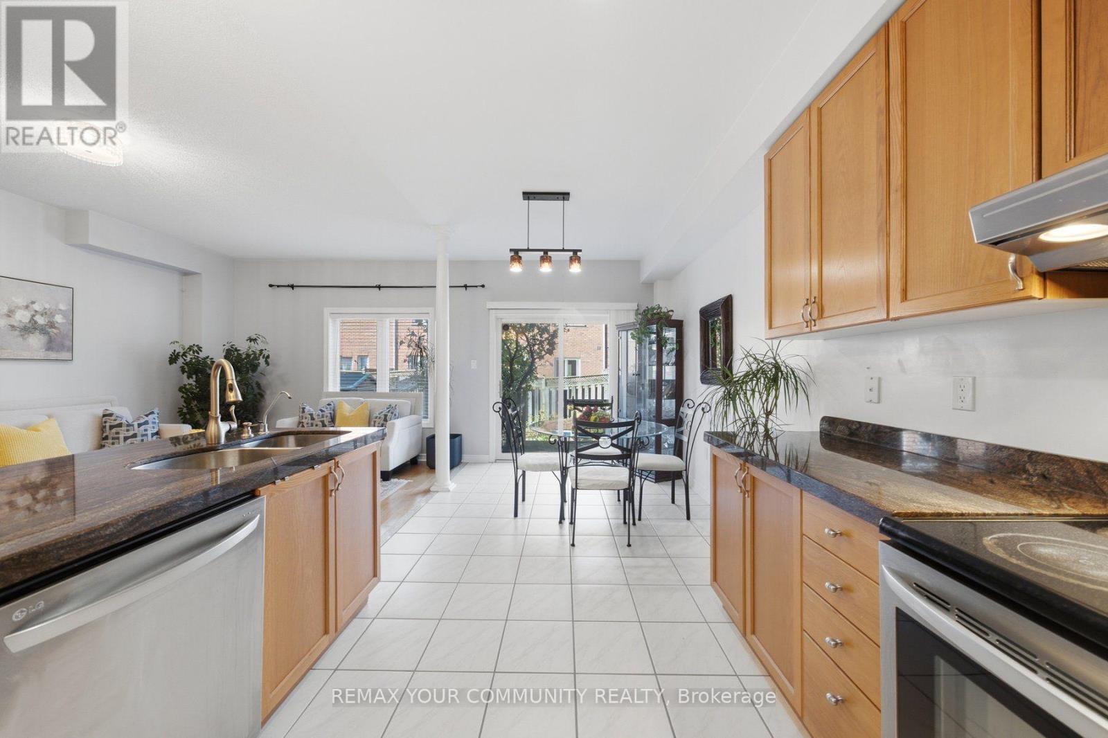 4 Daniel Reaman Crescent Property Photo 7