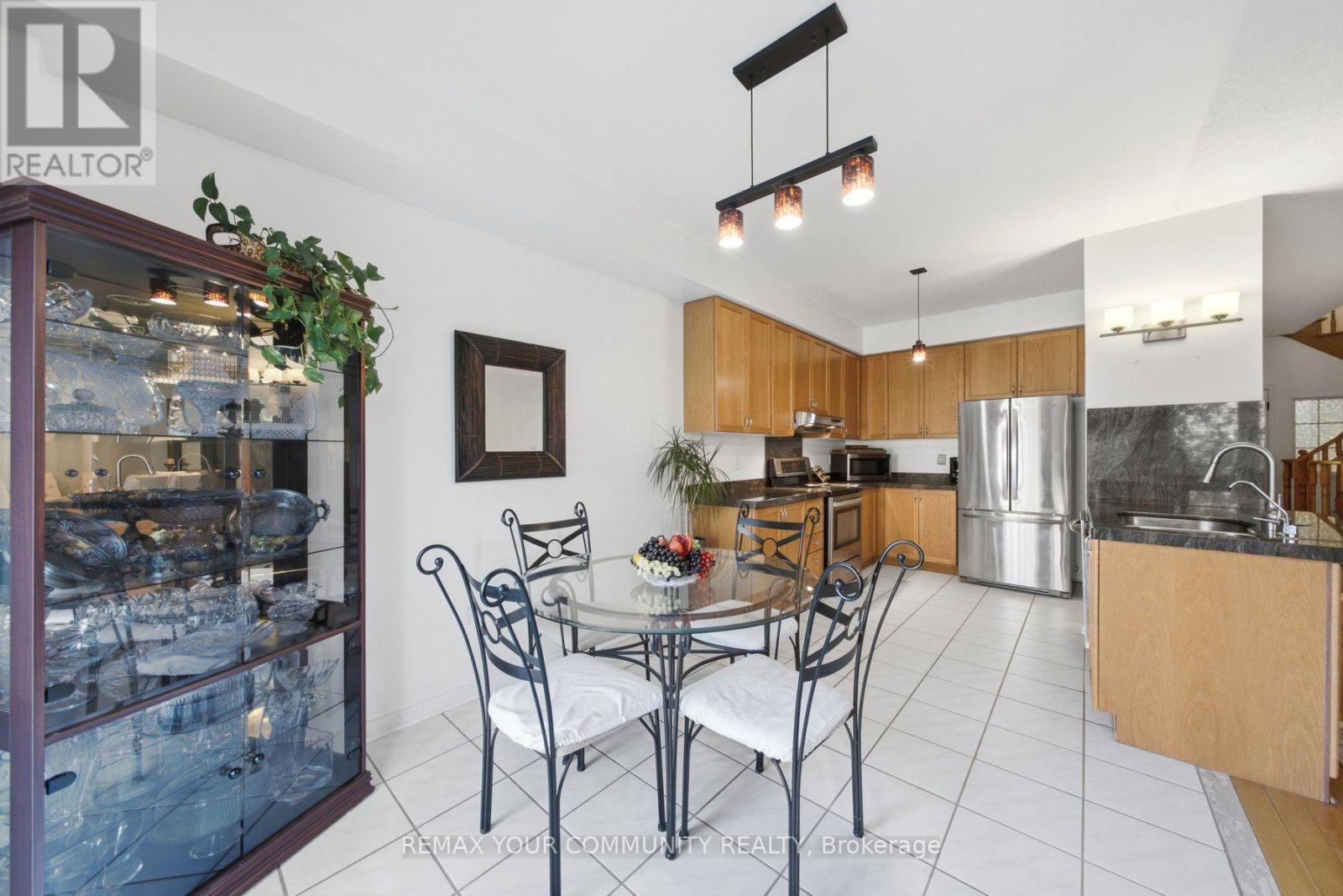 4 Daniel Reaman Crescent Property Photo 8