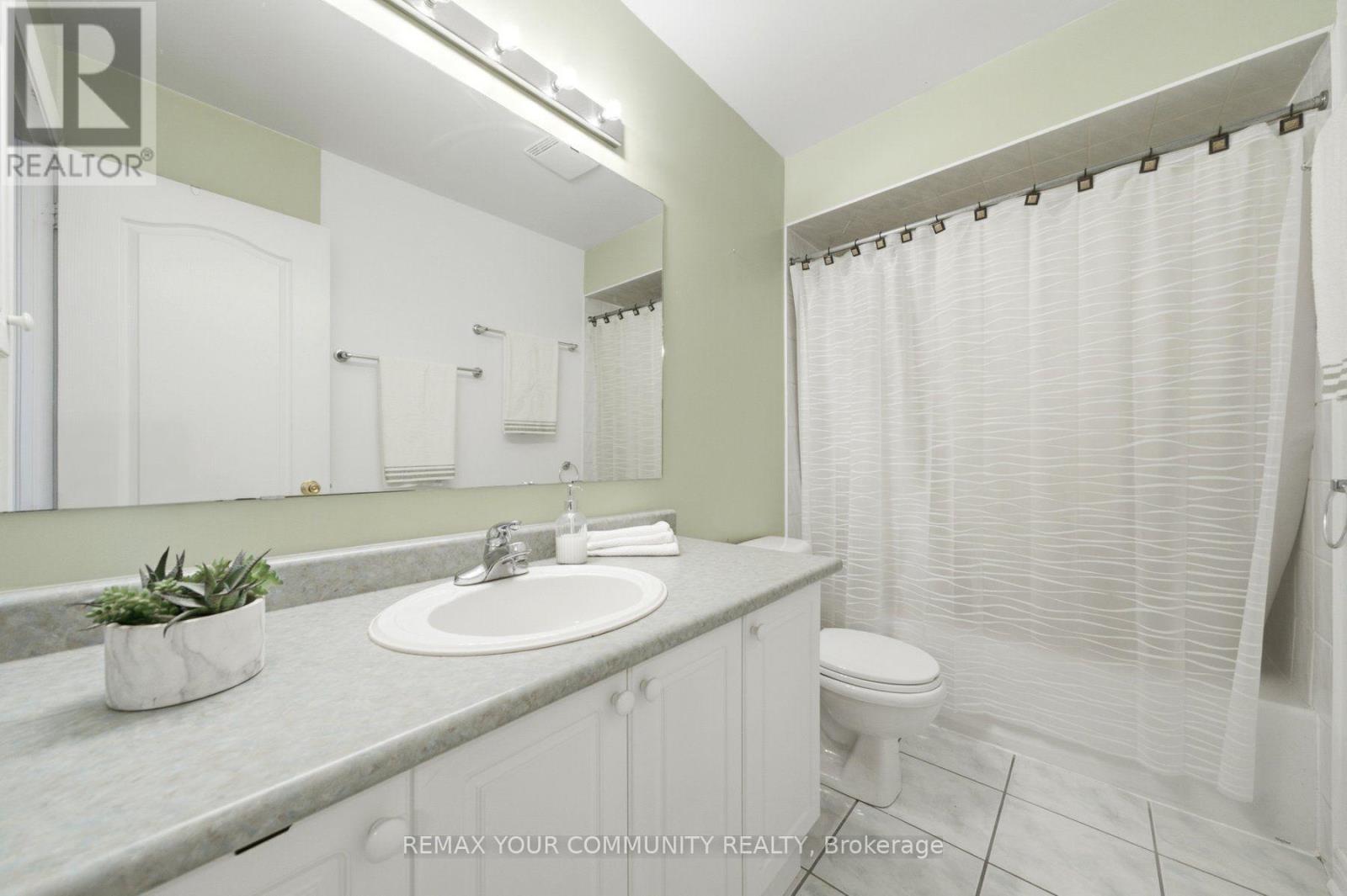 4 Daniel Reaman Crescent Property Photo 16