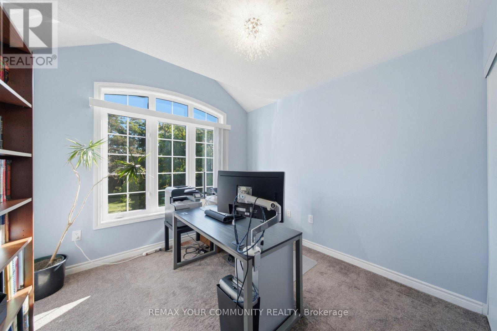 4 Daniel Reaman Crescent Property Photo 17