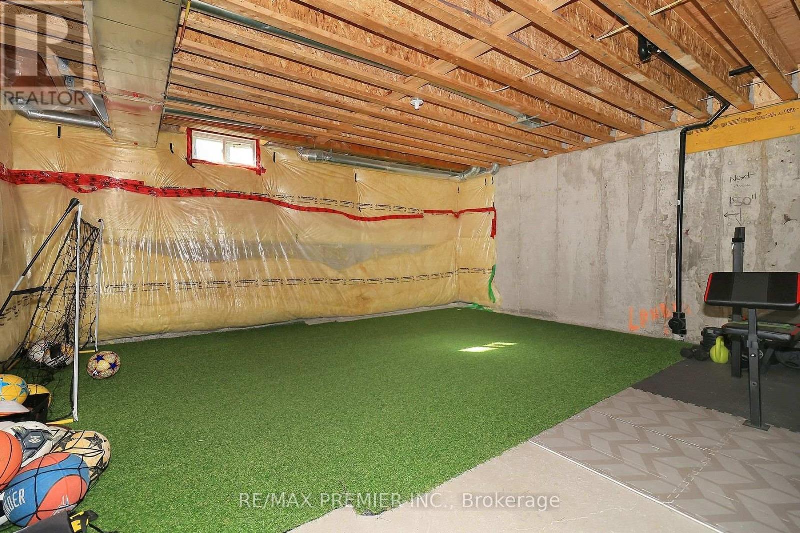 39 Caliber Court Property Photo 17