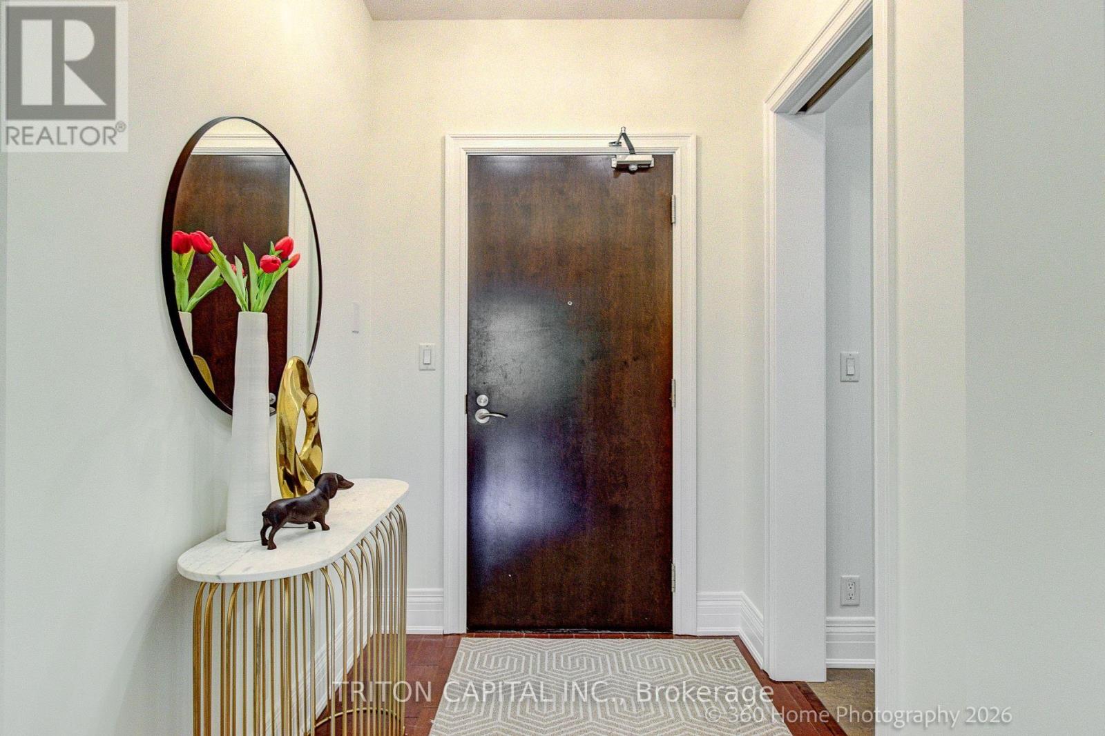 80 Burns Boulevard Property Photo 2