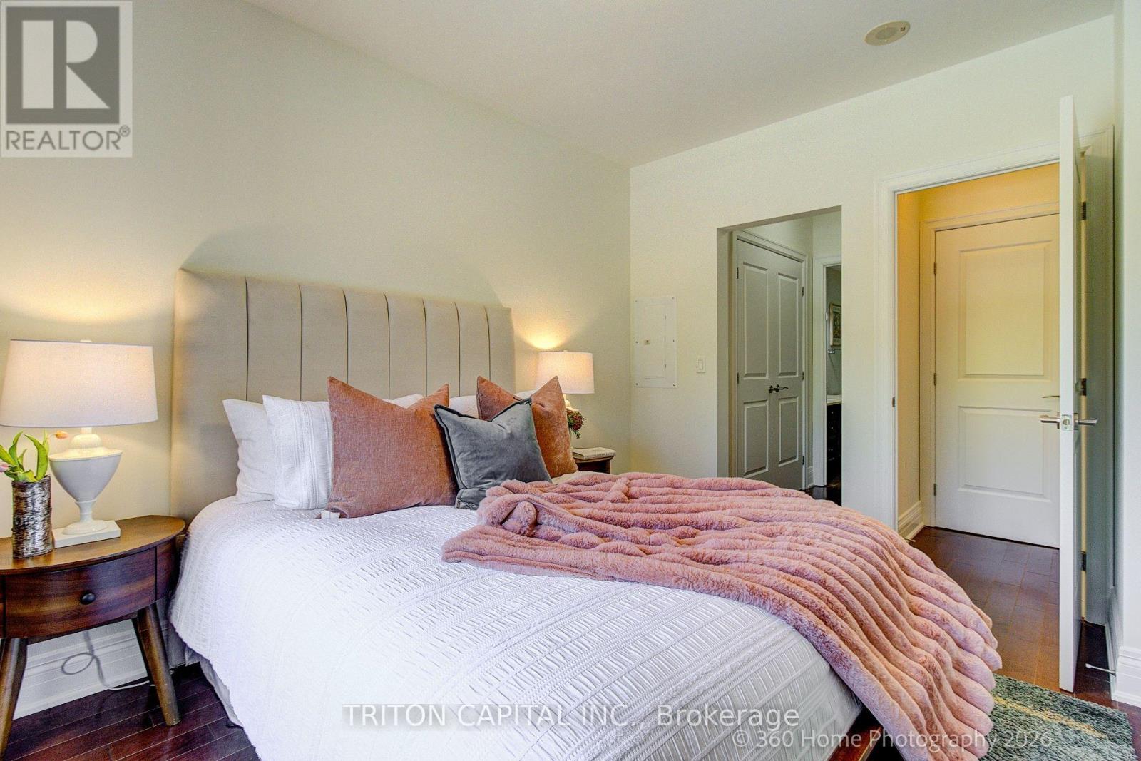 80 Burns Boulevard Property Photo 18
