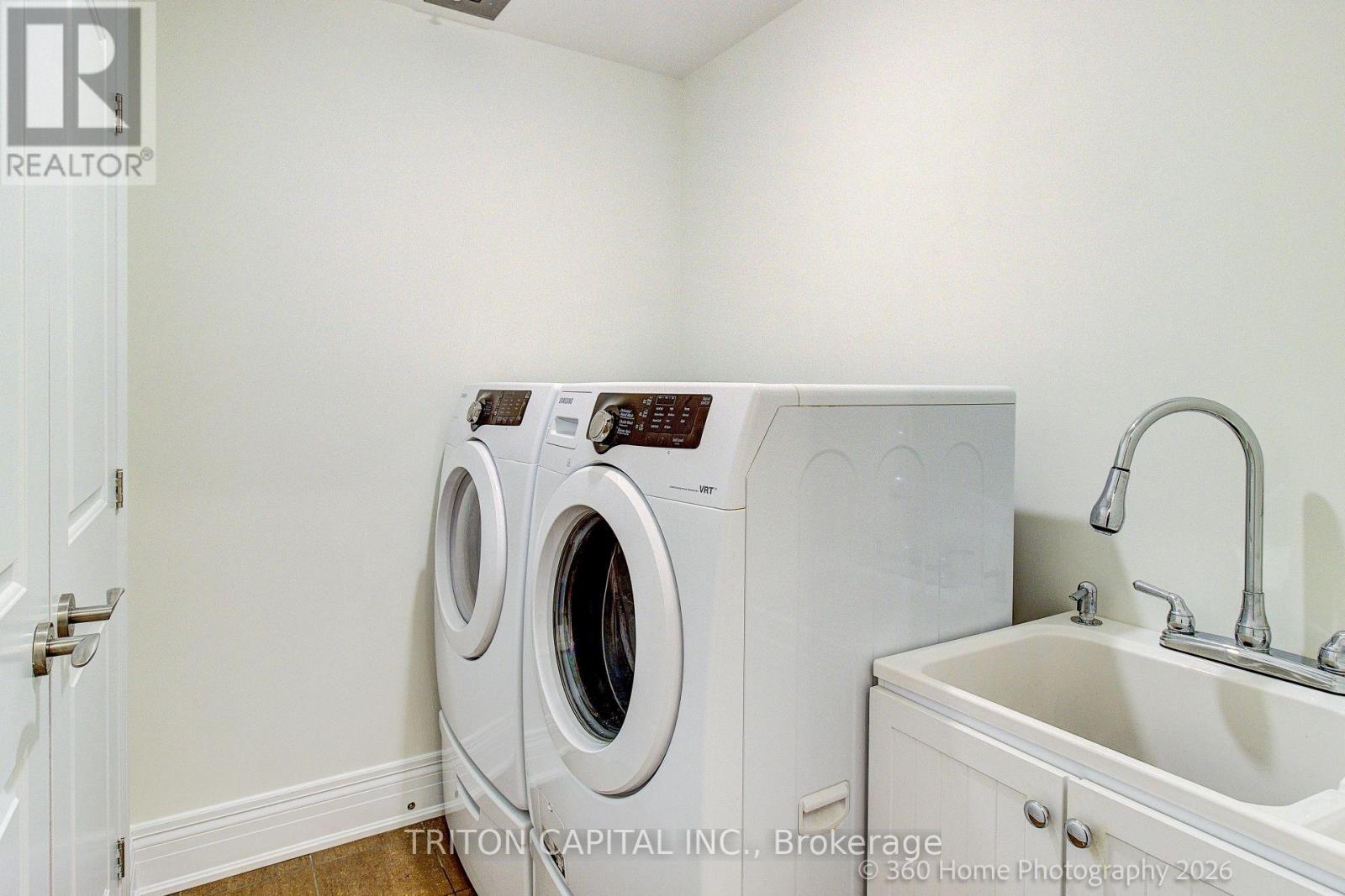 80 Burns Boulevard Property Photo 23
