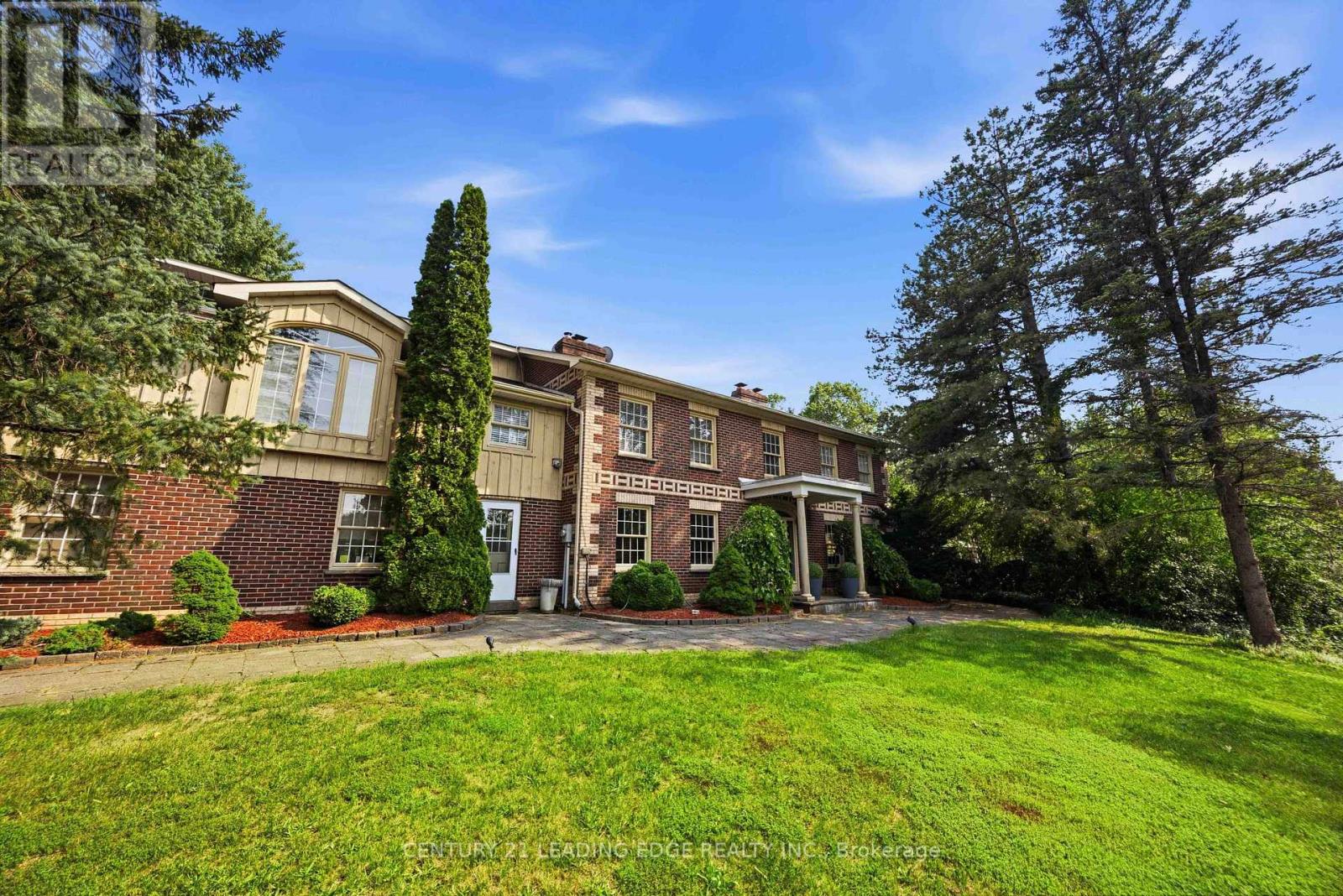 7 Alta Drive Property Photo 2