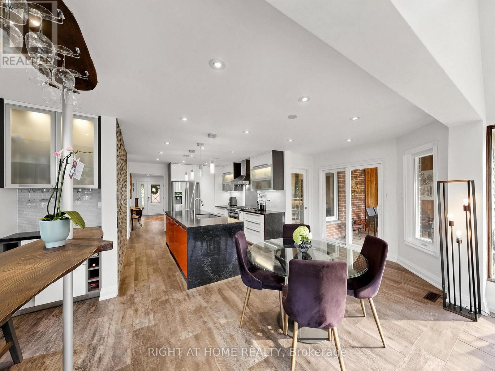 43 Topham Crescent Property Photo 16