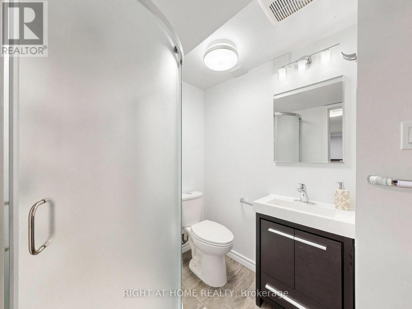 43 Topham Crescent Property Photo 42