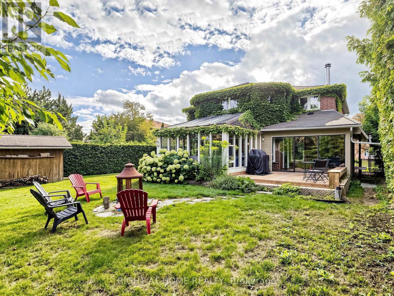43 Topham Crescent Property Photo 44