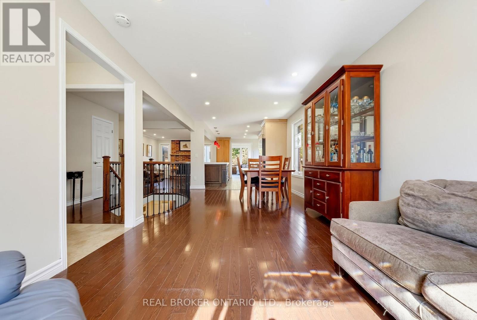 96 Munro Crescent Property Photo 16