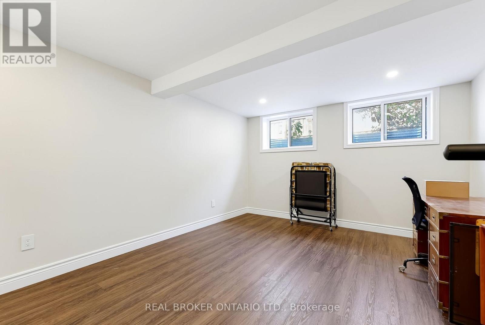 96 Munro Crescent Property Photo 29