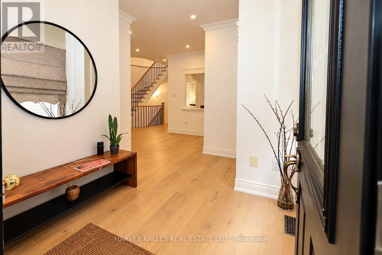 35 Water Garden Lane Property Photo 3