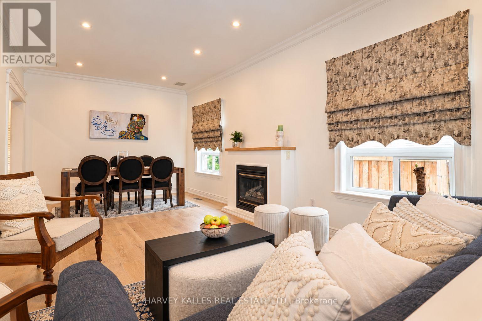 35 Water Garden Lane Property Photo 7