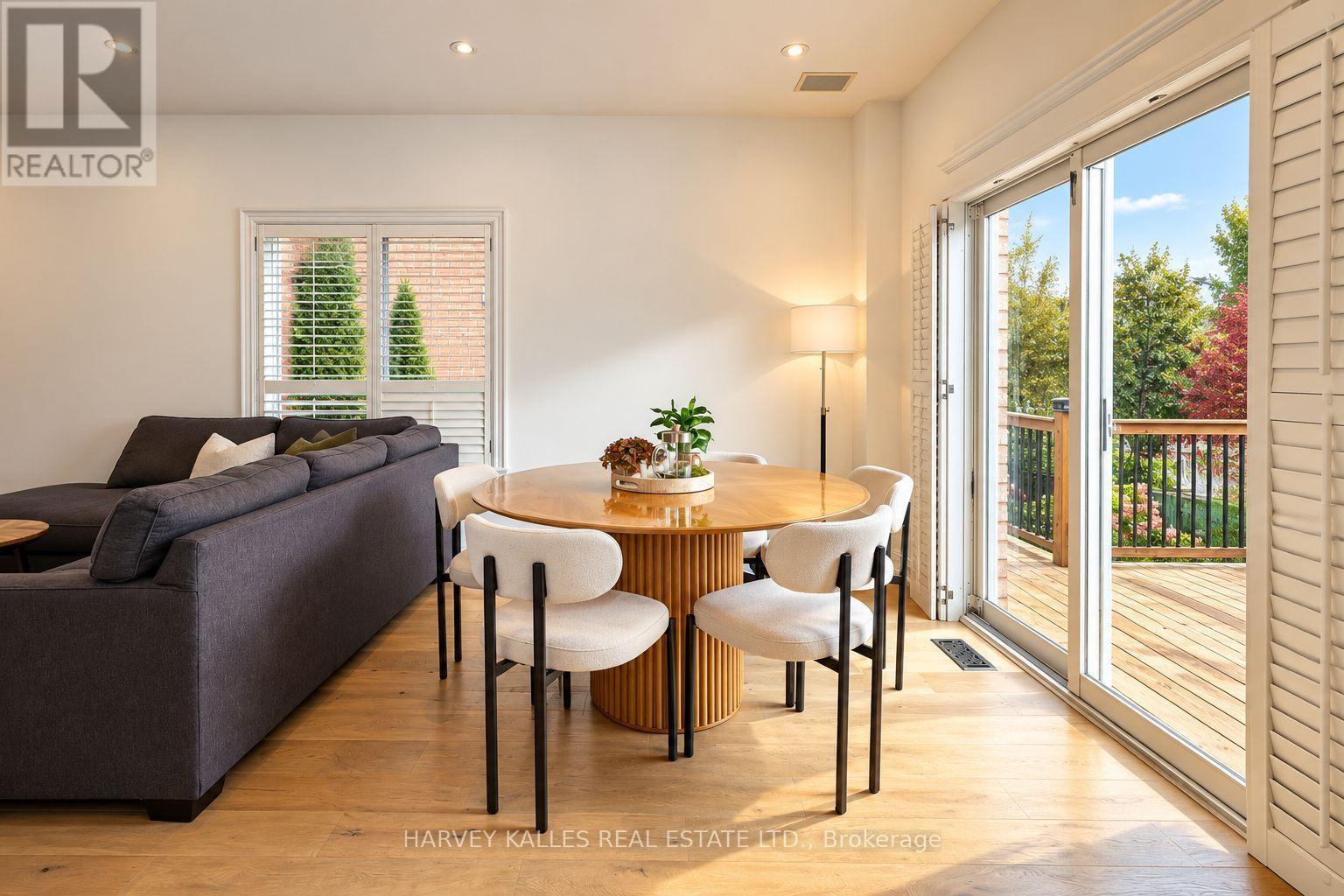 35 Water Garden Lane Property Photo 19