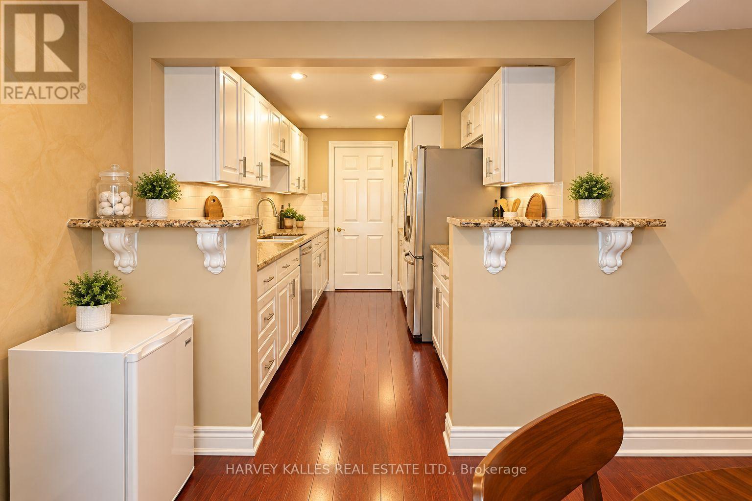 35 Water Garden Lane Property Photo 24