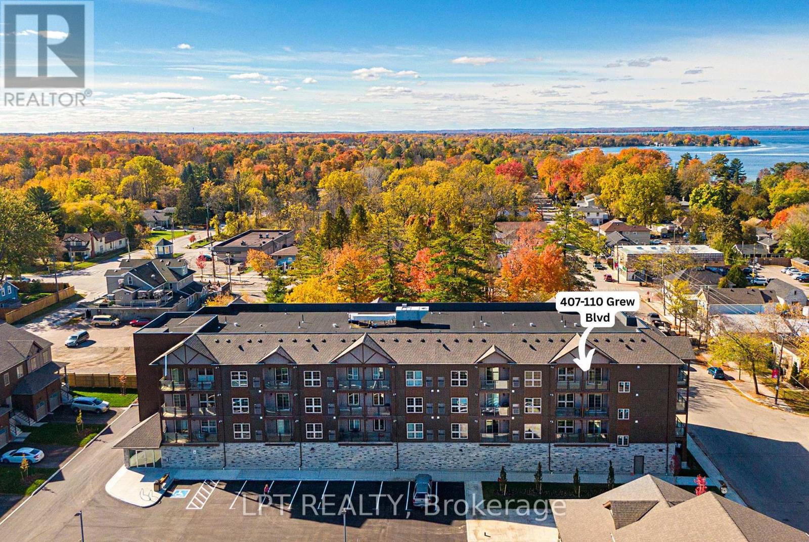 407 - 110 Grew Boulevard Property Photo 3