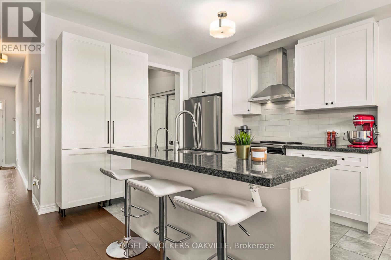 44 Clifford Crescent Property Photo 10